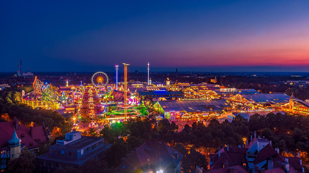 Lichter auf der Münchner Wiesn.